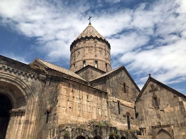 Таинства и обряды Армянской Апостольской Церкви